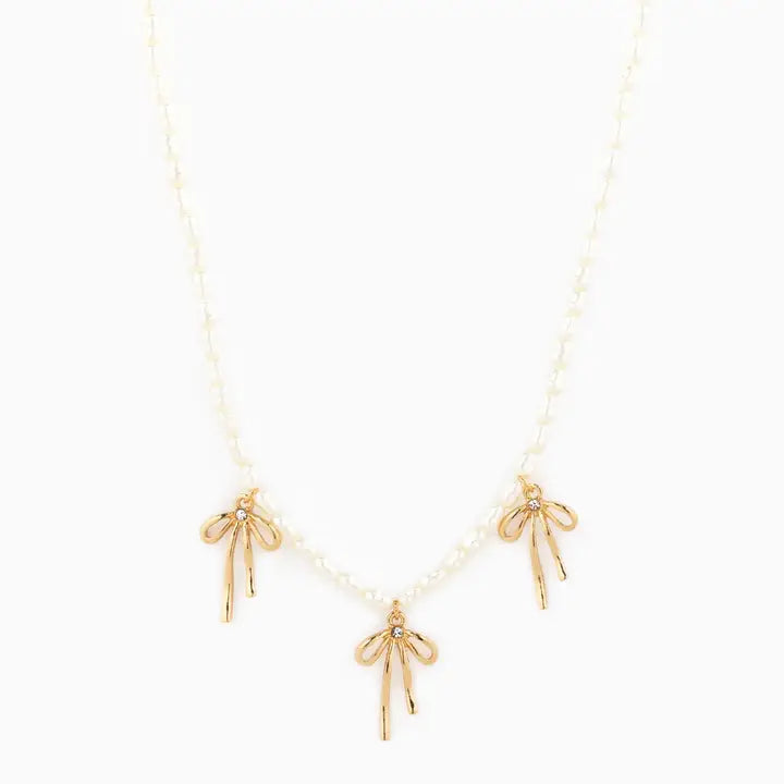 Triple Natural Bow Station Pendants Pearl Necklace