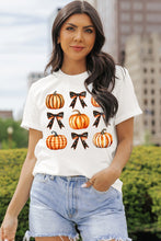 Bows & Pumpkin Graphic Tee