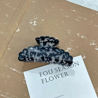 Waved Edge Hair Clip