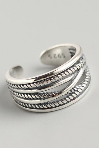 Crossover Ring