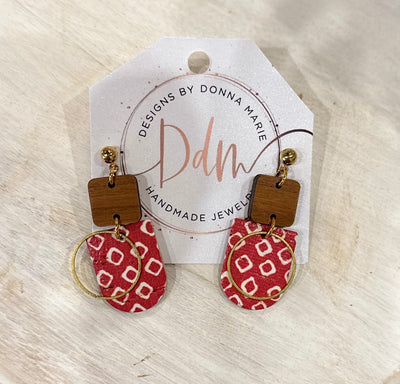 $10 Designs by Donna Marie Earrings